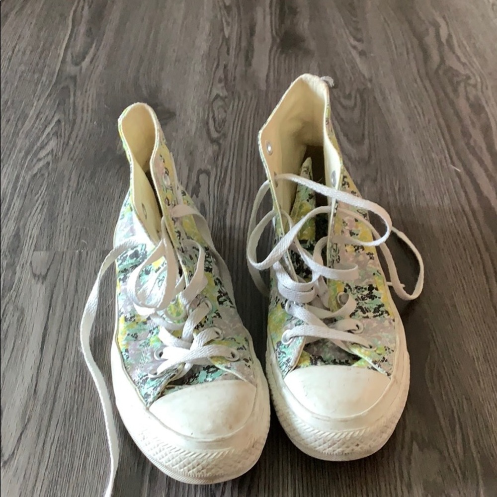 Patterned converse - Picture 2 of 3